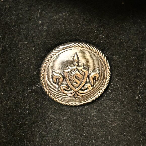 Elegant Le Chateau Long Wool Coat: Size XL - Picture 9 of 15